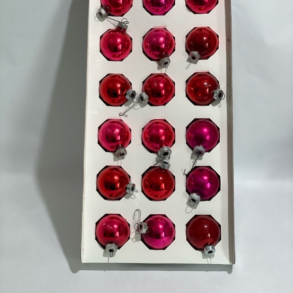 Vintage Christmas glass ball ornaments Shiny Brite - Picture 8 of 8